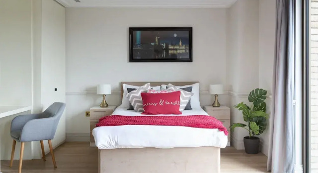 Luxurious Hammersmith Apartment
