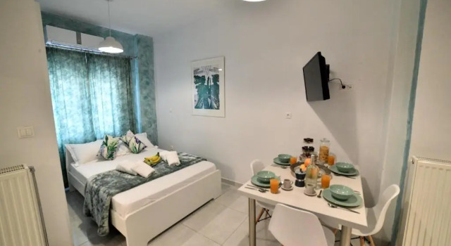 Central Athens Studios, Забронировать Отель Афины Острова Саронического залива - Аттика, рядом с Театр Алики