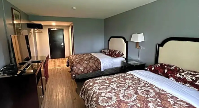 Номер Superior HWY 17 Hotel
