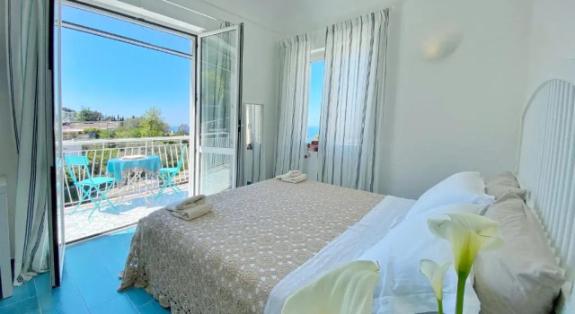 Номер Standard Casa OIKIA Anacapri