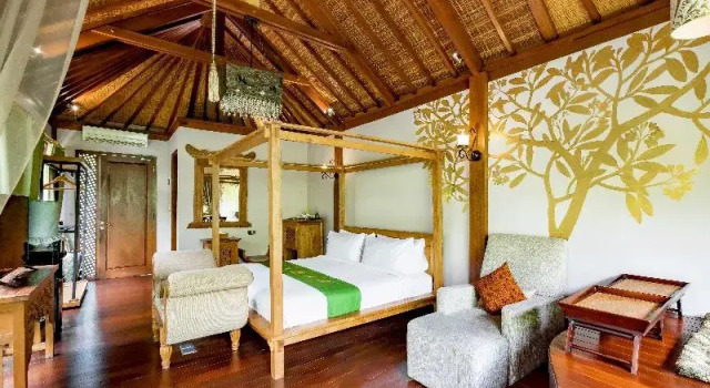 Бунгало с видом на сад DISINI Luxury Spa Villas-CHSE Certified
