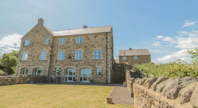 11 the Steadings