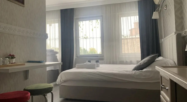 Standaard Driepersoons Familie kamer antik sofia hotel