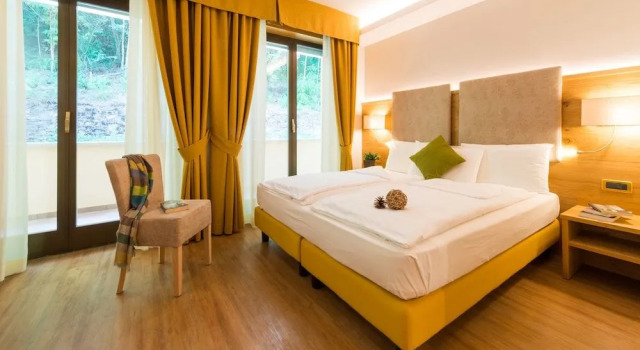 Hotel Ambassador, Забронировать Отель Левико-Терме Долина Валь-Сугана