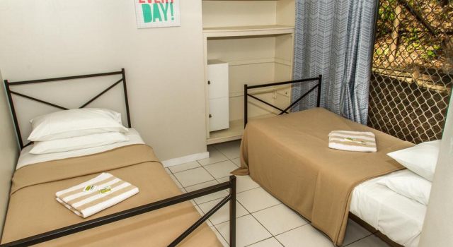 Cairns Beaches Flashpackers