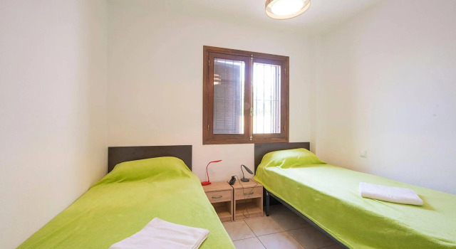 Bungalow Salud - PlusHolidays, Забронировать Отель Отели Кальпе с бассейном, Бассейн