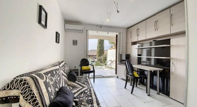 Studio Les Aigues Marines - St Cyr - 2 pers, Забронировать Апартаменты/квартира Апартаменты Сен-Сир-сюр-Мер, рядом с Plage des Nations, Апартаменты/квартира