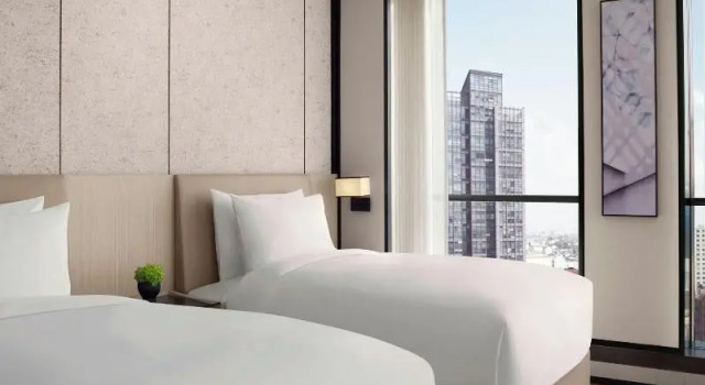 Четырёхместный номер Standard с красивым видом из окна The Ritz-Carlton, Suzhou