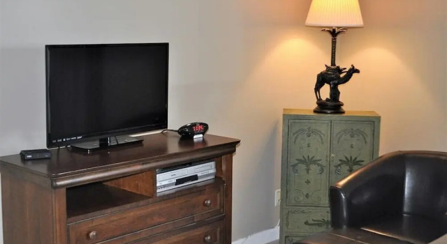 Beachside Two 4255 - flr5 - 1BR 1BA + Bonus Room - (6), Varaa Hotelli Hotellit Emerald Coast uima-altaalla, Uima-allas