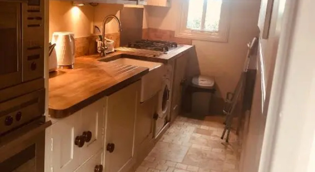 Standard Zimmer Bootmenders B&B