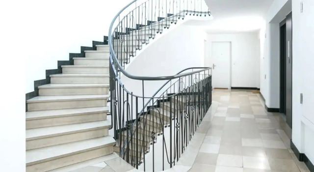 Коттедж Modern Flat w Netflix Balcony top Location