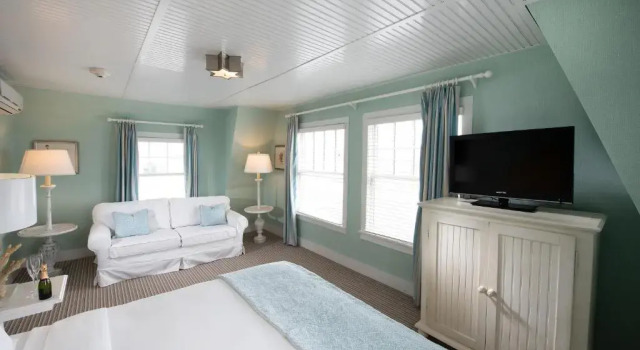 Двухместный номер Standard oceanfront The Tides Beach Club