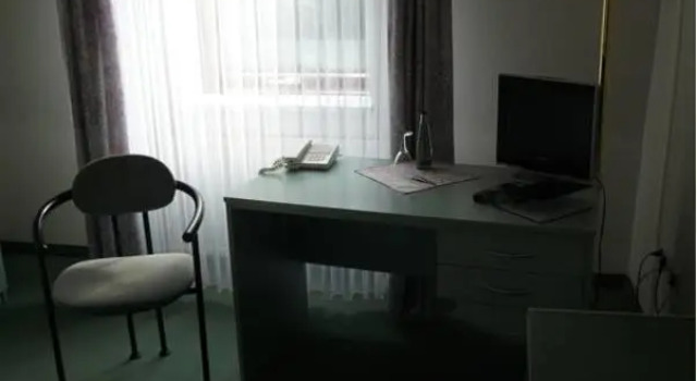Hotel 7 Säulen GmbH, Prenota Hotel Hotel a Garz con parcheggio, Parcheggio