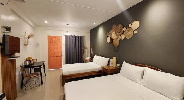 Standart dört kişilik oda Susada's Inn