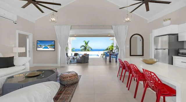 Hospitality Expert EL1 Private Pool Beach Chef, Забронировать Отель Отели Монтего-Бэй с парковкой, Парковка