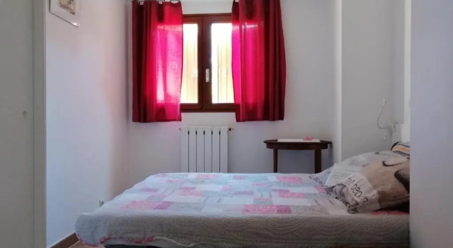 T2 36 m2, RdC de villa, clim, gd jardin clos, animx ok, quartier Mt Faron très calme, wifi, parking
