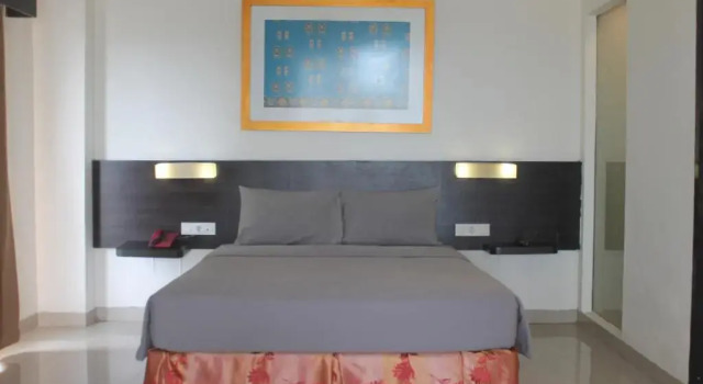 Полулюкс Waigo Splash Hotel by Meliala