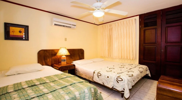 2-bedroom Beachfront Condo With Pool, Rezerwuj Hotel Hotele w Guanacaste z parkingiem, Parking