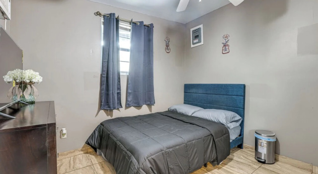 Private Patio & Yard: East Orlando Extended Stay, Забронировать Апартаменты/квартира Апартаменты штата Флориды, Апартаменты/квартира