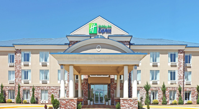 Holiday Inn Express Hotels & Suites Mountain Home, Book Hotel Mountain Home Ozarks
