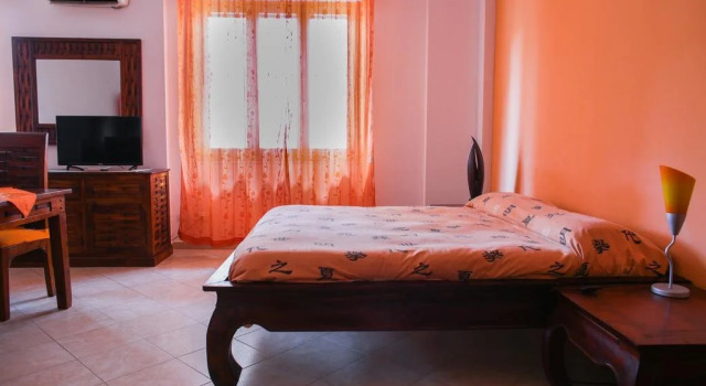 Marisal Accommodation, Забронировать Отель Альгеро Sardinia North, рядом с Alghero Marina