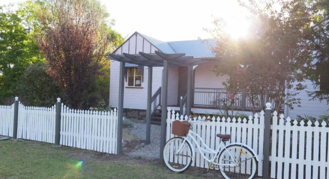 Коттедж с 2 комнатами Briar Rose Cottages