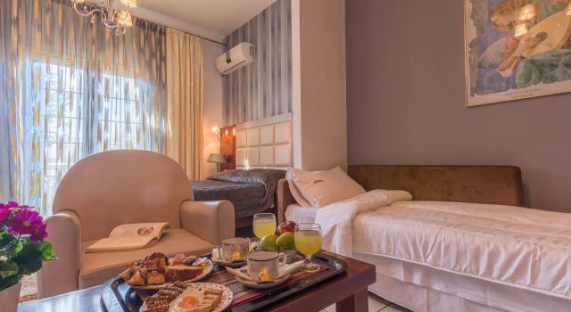 Трёхместный номер Standard Krikonis Hotel