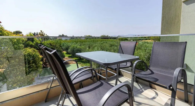 Люкс Estelle Family Luxury Apartments & Suites