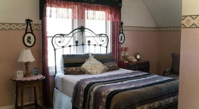 Двухместный номер Deluxe The Mulberry Inn -An Historic Bed and Breakfast
