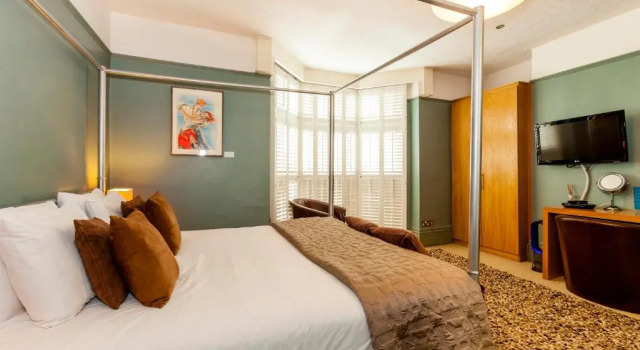 Номер Standard Brightonwave