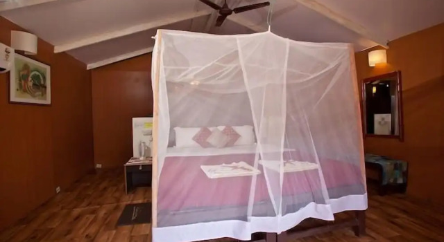 Cuba Premium Huts