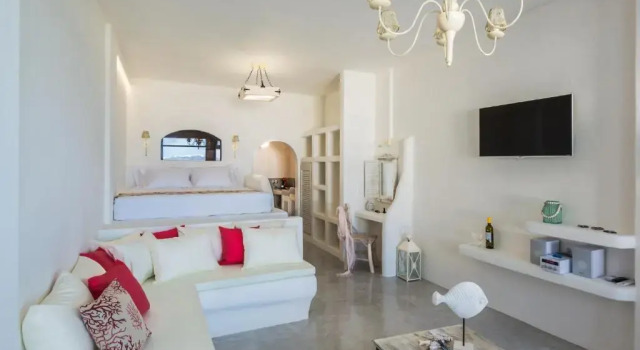 Black Diamond Suites, Забронировать Гостевой дом Акротирион , рядом с Красный берег