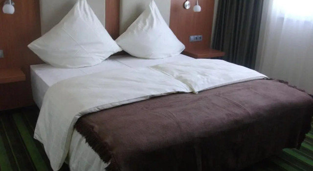 Qualitel Hilpoltstein, Book Hotel Hilpoltstein Franconian Lake District