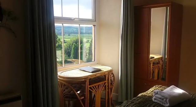 Plumtree House, Забронировать Отель Кендал Озерный край