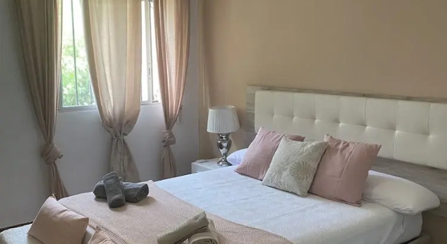 Chalet adosado corta temporada