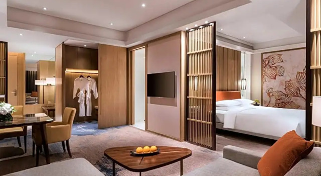 Двухместный клубный номер Deluxe Hyatt Regency Shanghai Wujiaochang
