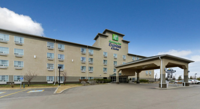 Holiday Inn Express Hotel & Suites - Edmonton International Airport, an IHG Hotel, Reserva ahora Hotel Hoteles en Alberta con desayuno, Desayunos