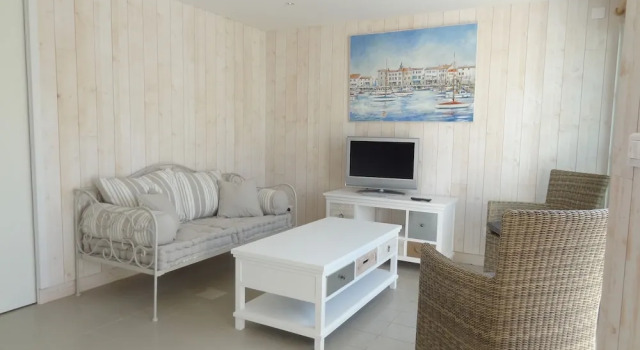 Maison Campanule, Rezerwuj Hotel Hotele w Charente-Maritime z parkingiem, Parking