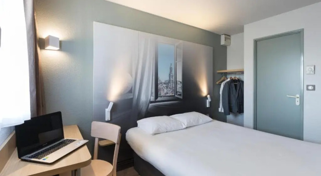 Двухместный номер B&B HOTEL AVRANCHES Baie du Mont St-Michel