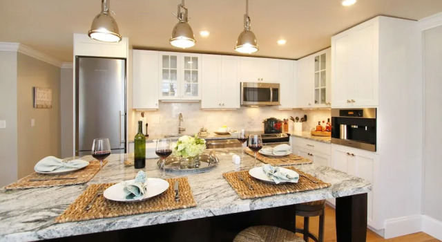 Номер Luxury The Newport Lofts - 548 Thames Street
