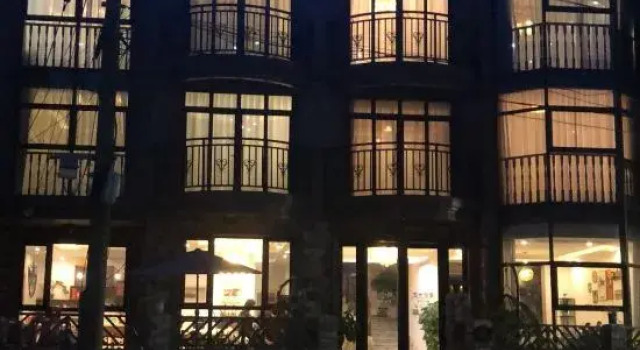 Daidaiyu Guesthouse, Prenota Hotel Hotel a Zhoushan con parcheggio, Parcheggio