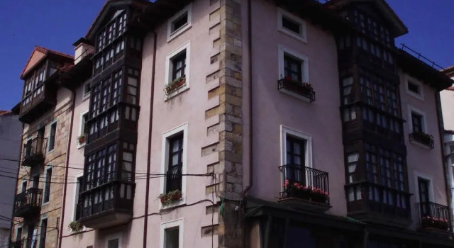 Apartamentos Ebro Reinosa, Varaa Huoneisto Reinosa 