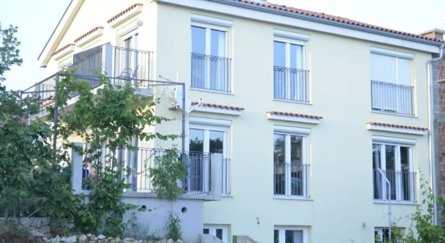 L&L Apartments, Забронировать Апартаменты/квартира Отели Приморско-Горанской жупания с парковкой, Парковка
