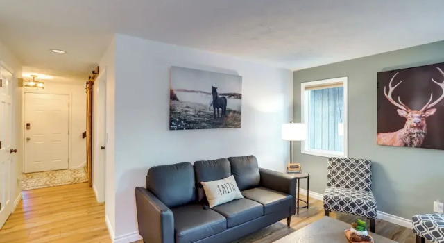 'northern Bliss' Modern Mtn-view Home in Fairbanks, Rezerwuj Hotel Fairbanks Alaska