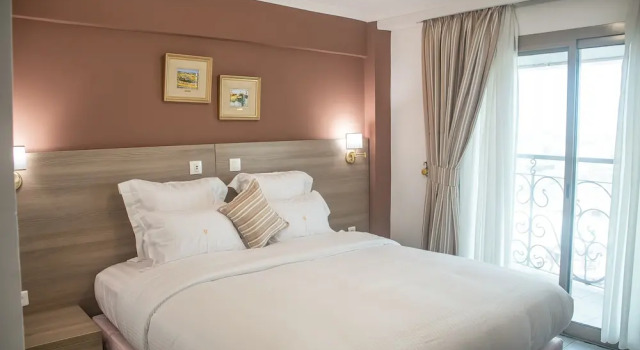Camera Executive FAYA Hotel