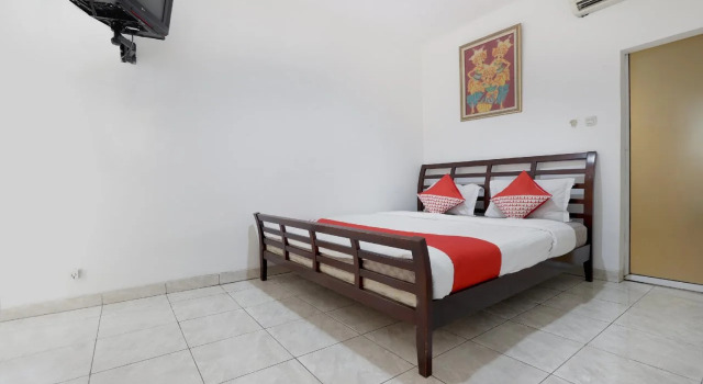 OYO 132 Anggrek Murni Residence, Book Hotel Palmerah Jakarta