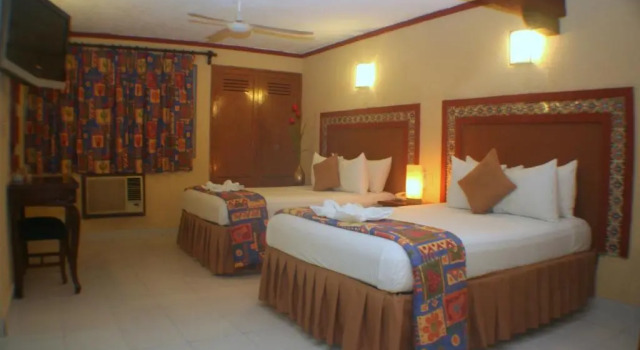 Двухместный номер Standard Suites Cancun Center