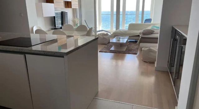 First row to the sea - Nautilus Deluxe Apartment