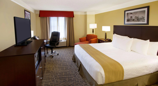 Best Western Plus East Peoria, Book Hotel East Peoria 