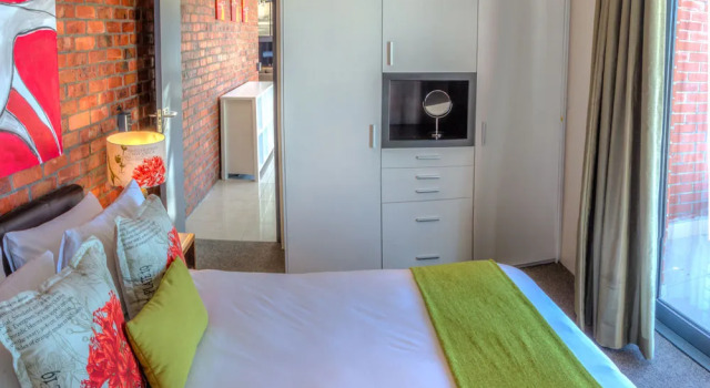 Cape Town Penthouse, Забронировать Отель Отели Кейптауна 3 звезды, рядом с Замок Доброй Надежды, 3*